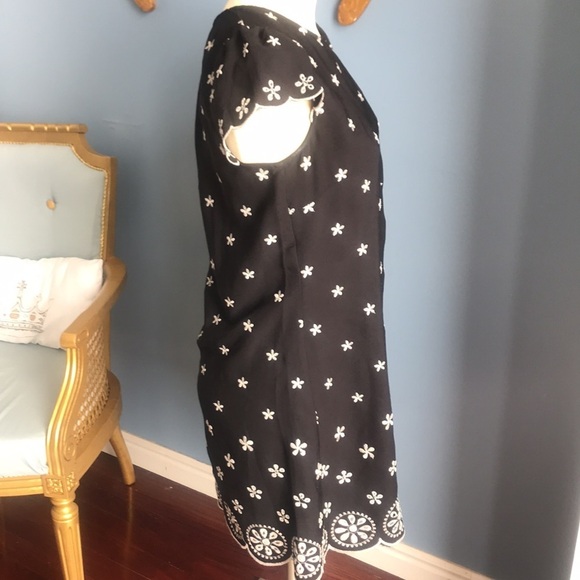 New Look black short sleeves eyelet embroidered short sleeves mini dress - Picture 7 of 11